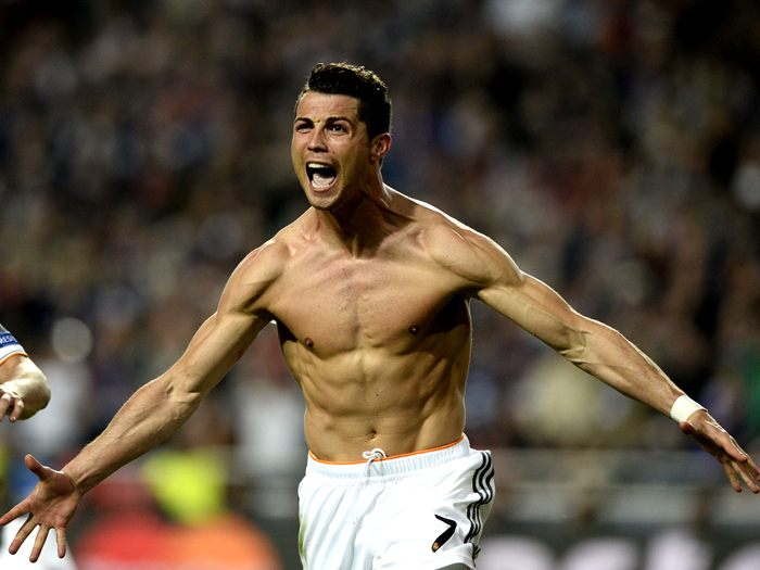 世预赛单场进3球，若昂-内维斯职业生涯第二次上演帽子戏法（世预赛若昂-内维斯独中三元，生涯第二次完成帽子戏法）