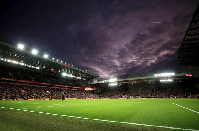 罗马诺：加纳乔仍渴望加盟切尔西，在等切尔西的报价（罗马诺：加纳乔依然盼投切尔西，正等待蓝军报价）