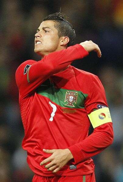 队报：皇马视维尼修斯为竞技层面和经济层面极为重要的资产（《队报》：皇马把维尼修斯视作竞技与经济双重层面的关键资产）