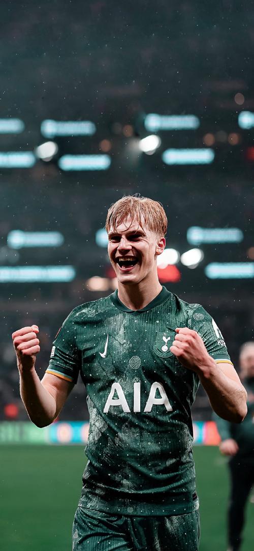 拜仁vs阿森纳 最强矛盾（拜仁对阵阿森纳：矛与盾的巅峰对决）