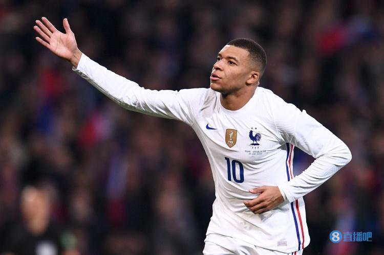 德转2025年身价跌幅榜：福登跌6000万最高，维尼修斯跌5000万（德转2025年身价下滑榜：福登缩水6000万居首，维尼修斯降5000万）